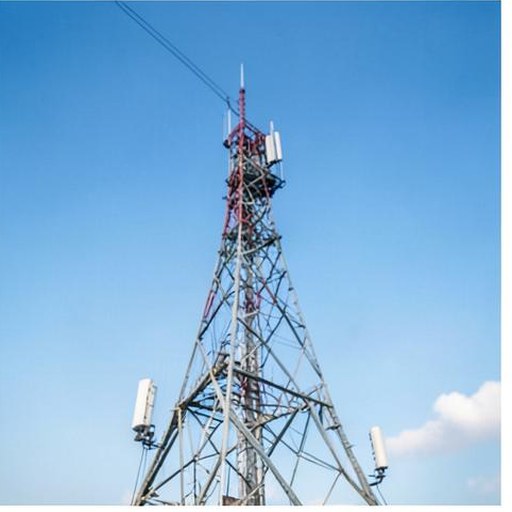 Supports radio et antennes